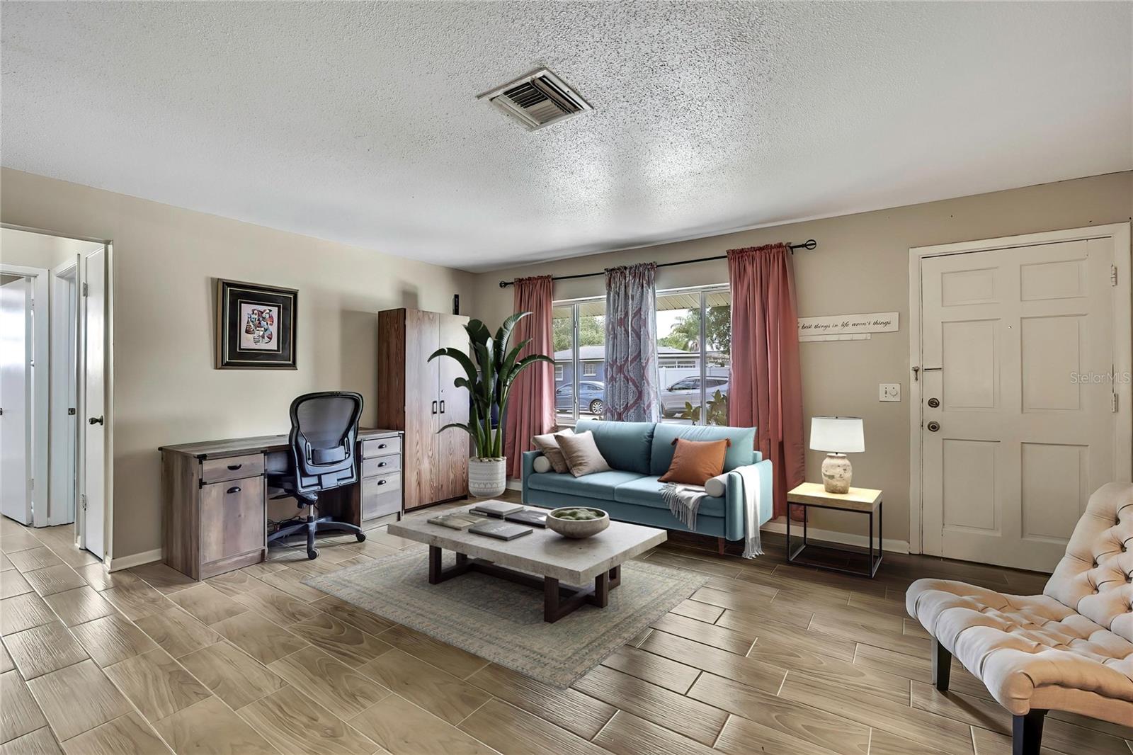 Image 8 of 36 For 1809 Chinaberry Drive