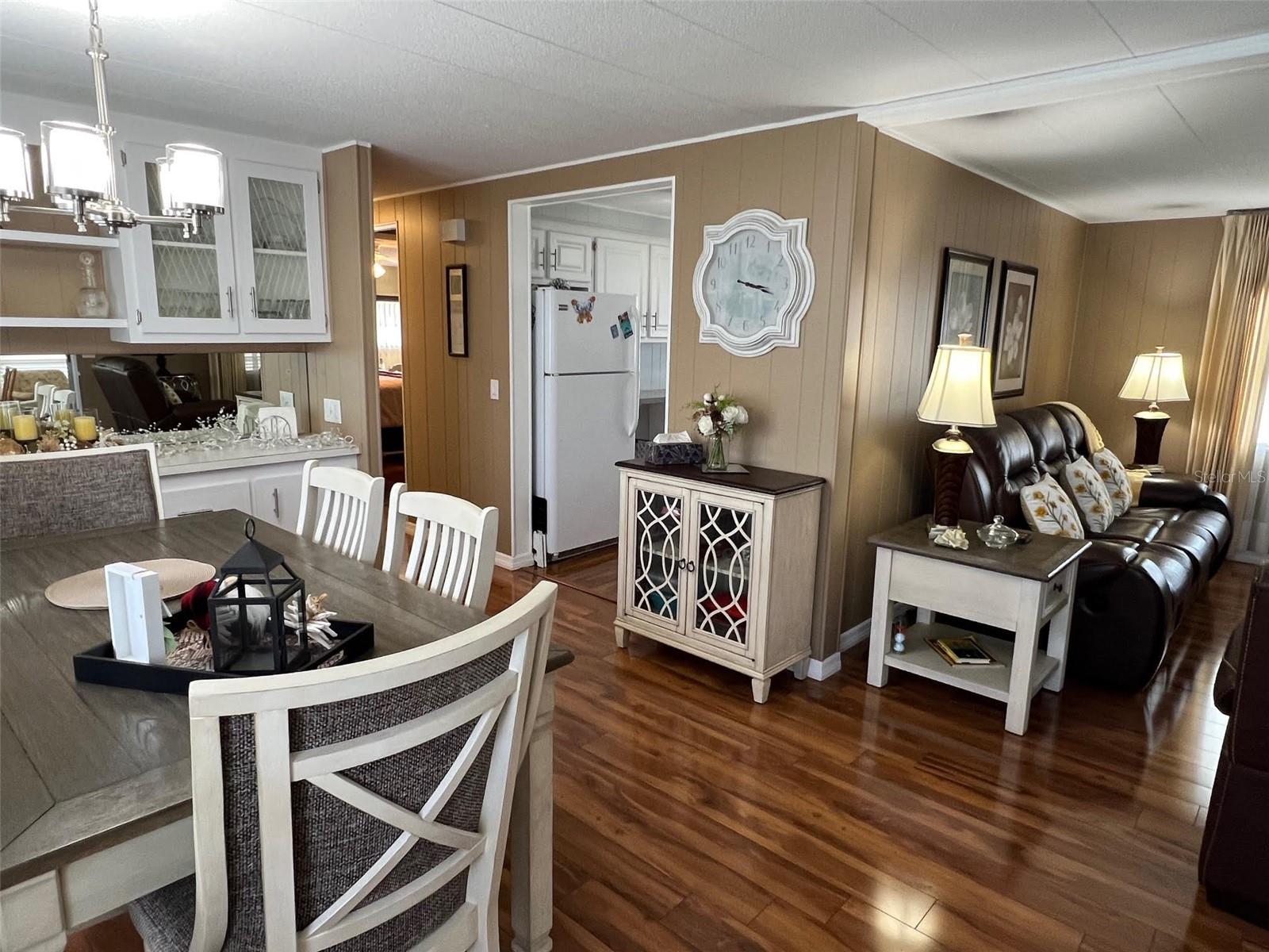 Image 11 of 33 For 36 Thatch Palm Street E