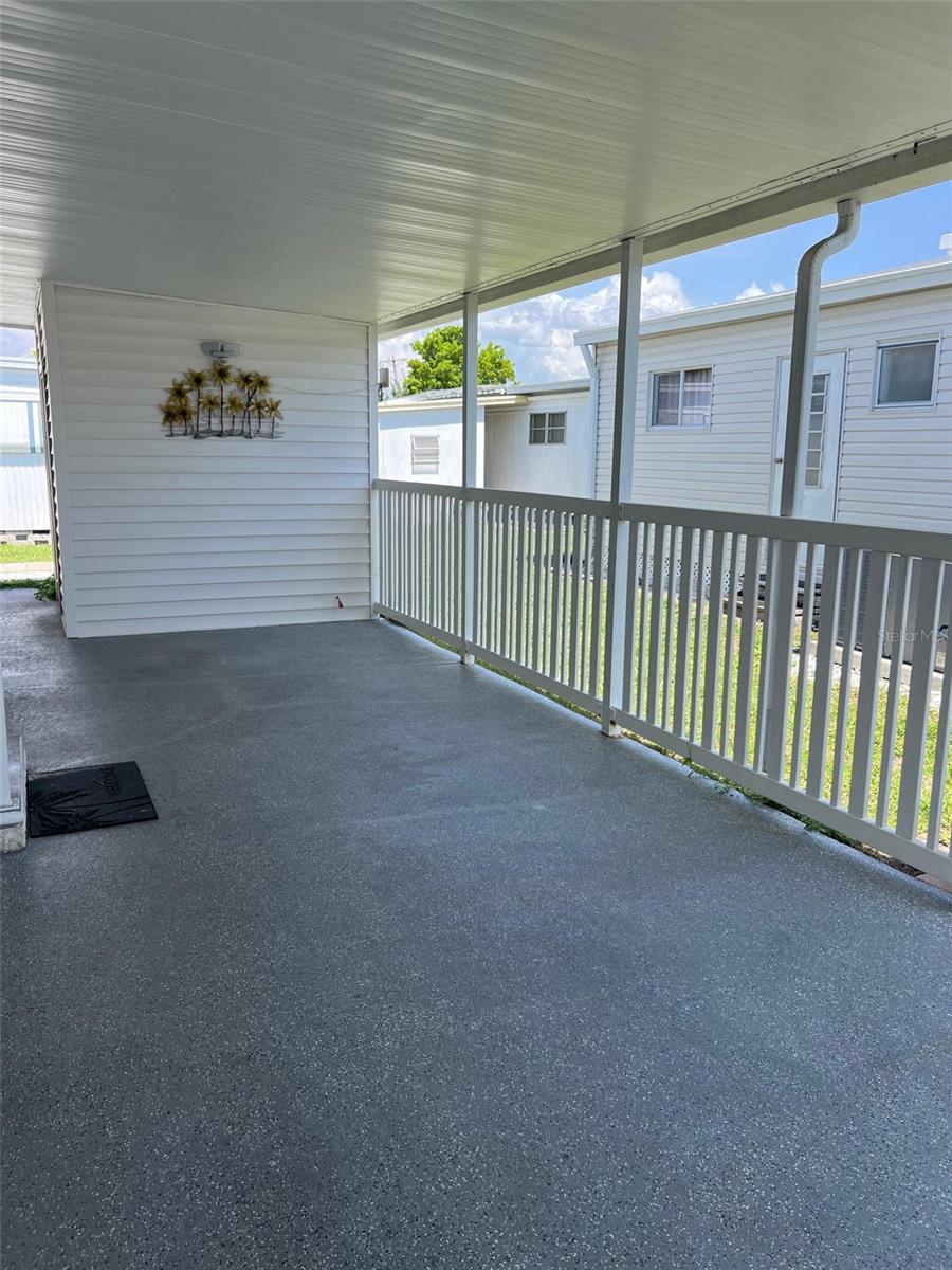 Image 3 of 33 For 36 Thatch Palm Street E