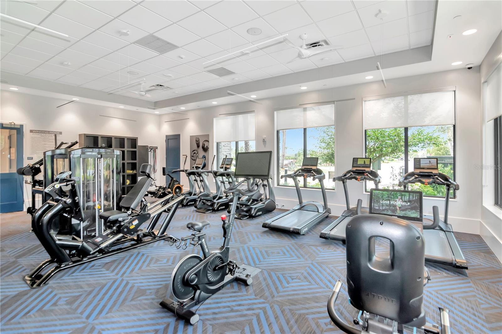 Listing photo id 20 for 3060 Mountain Spruce Terrace