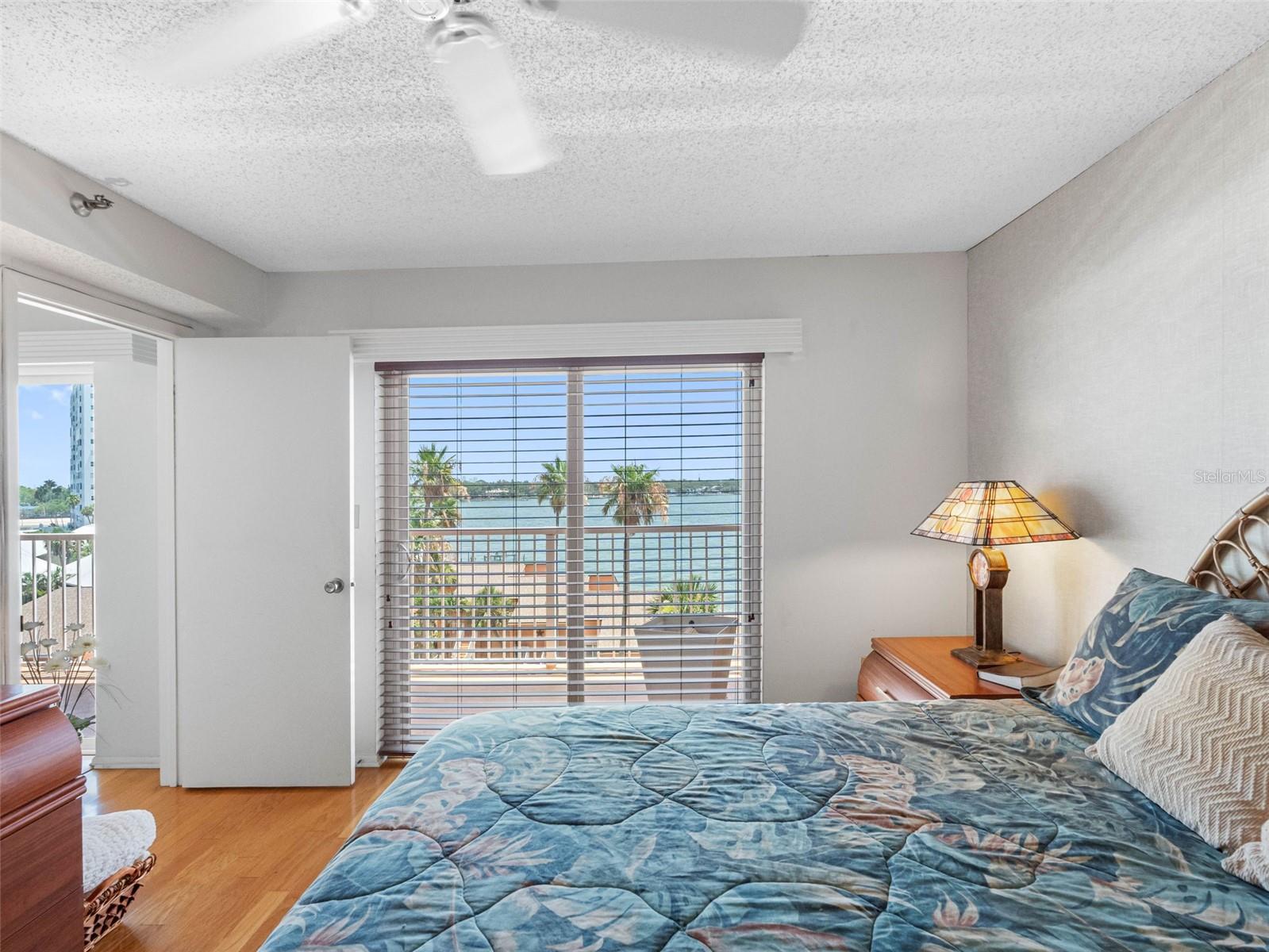Image 26 of 76 For 7430 Sunshine Skyway Lane S 602