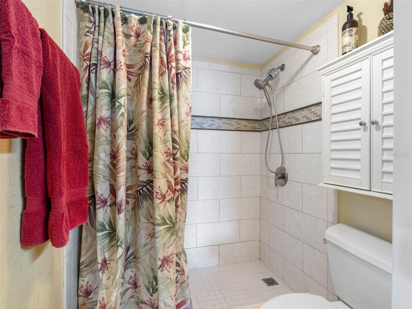 Image 30 of 76 For 7430 Sunshine Skyway Lane S 602