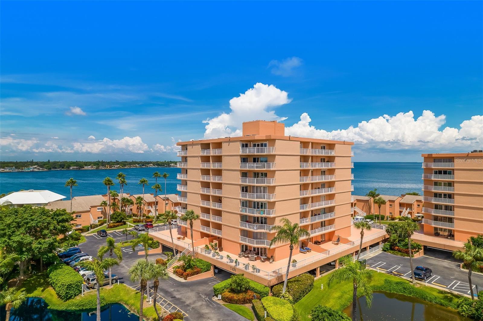 Image 44 of 76 For 7430 Sunshine Skyway Lane S 602