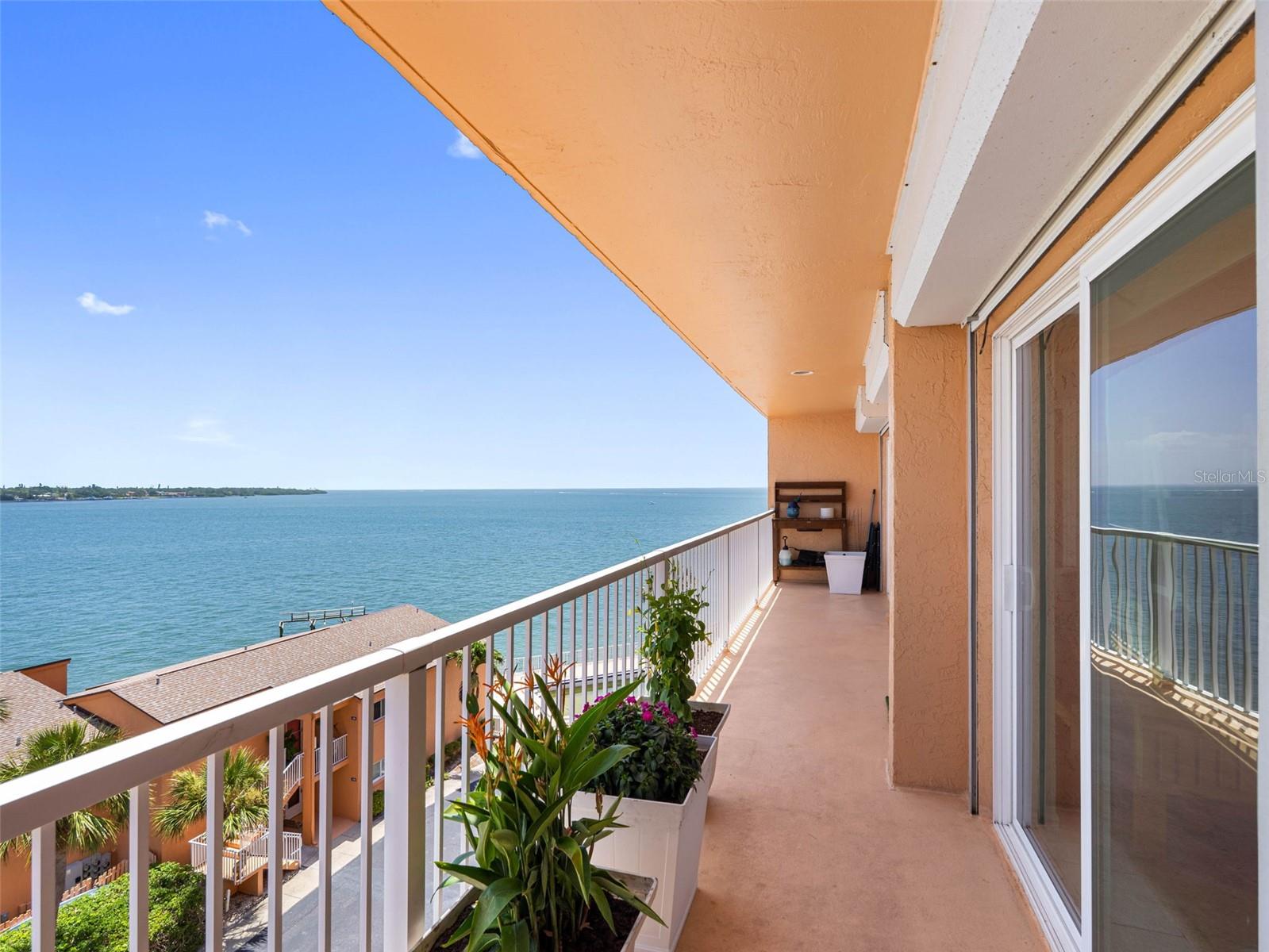 Image 50 of 76 For 7430 Sunshine Skyway Lane S 602