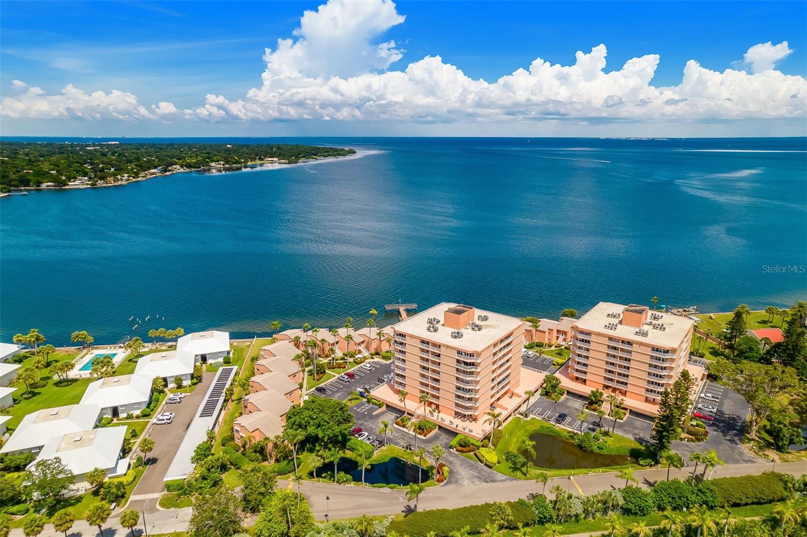 Image 57 of 76 For 7430 Sunshine Skyway Lane S 602