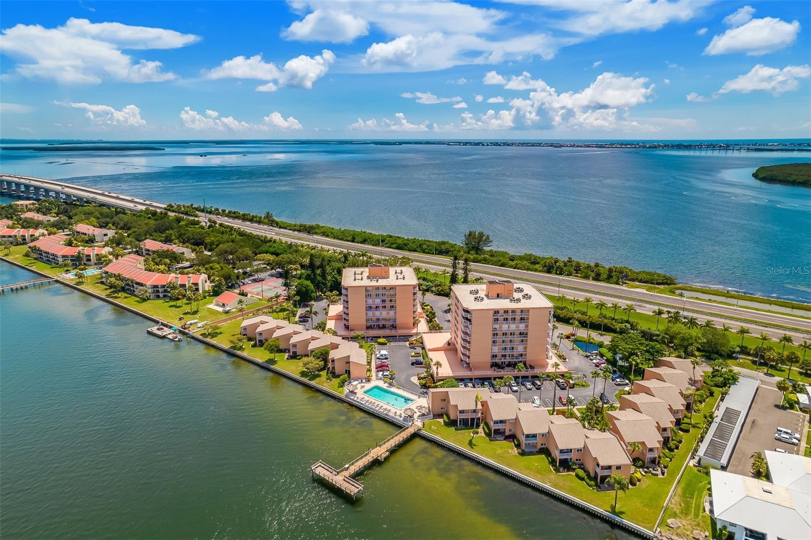 Image 59 of 76 For 7430 Sunshine Skyway Lane S 602