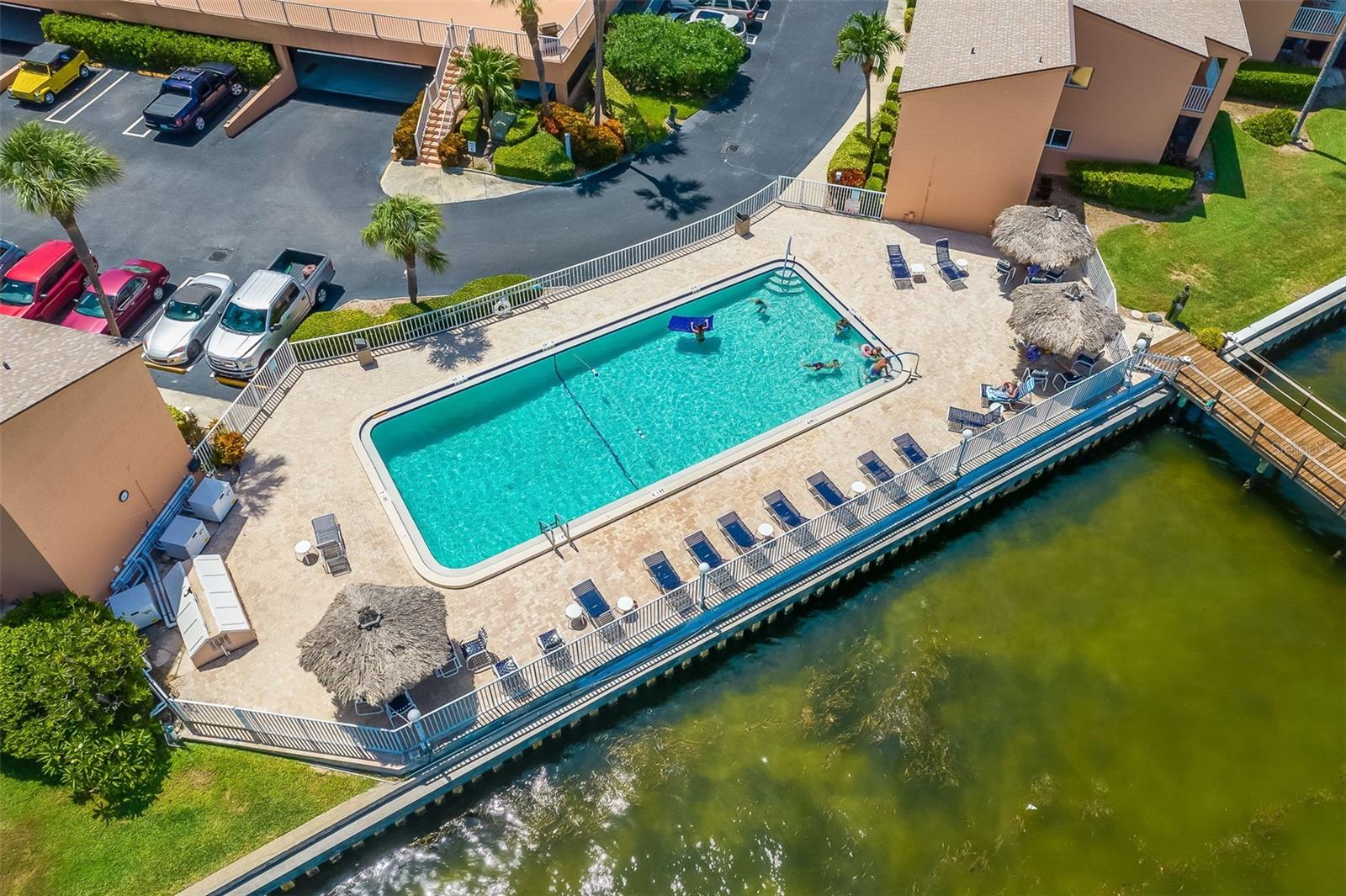 Image 6 of 76 For 7430 Sunshine Skyway Lane S 602