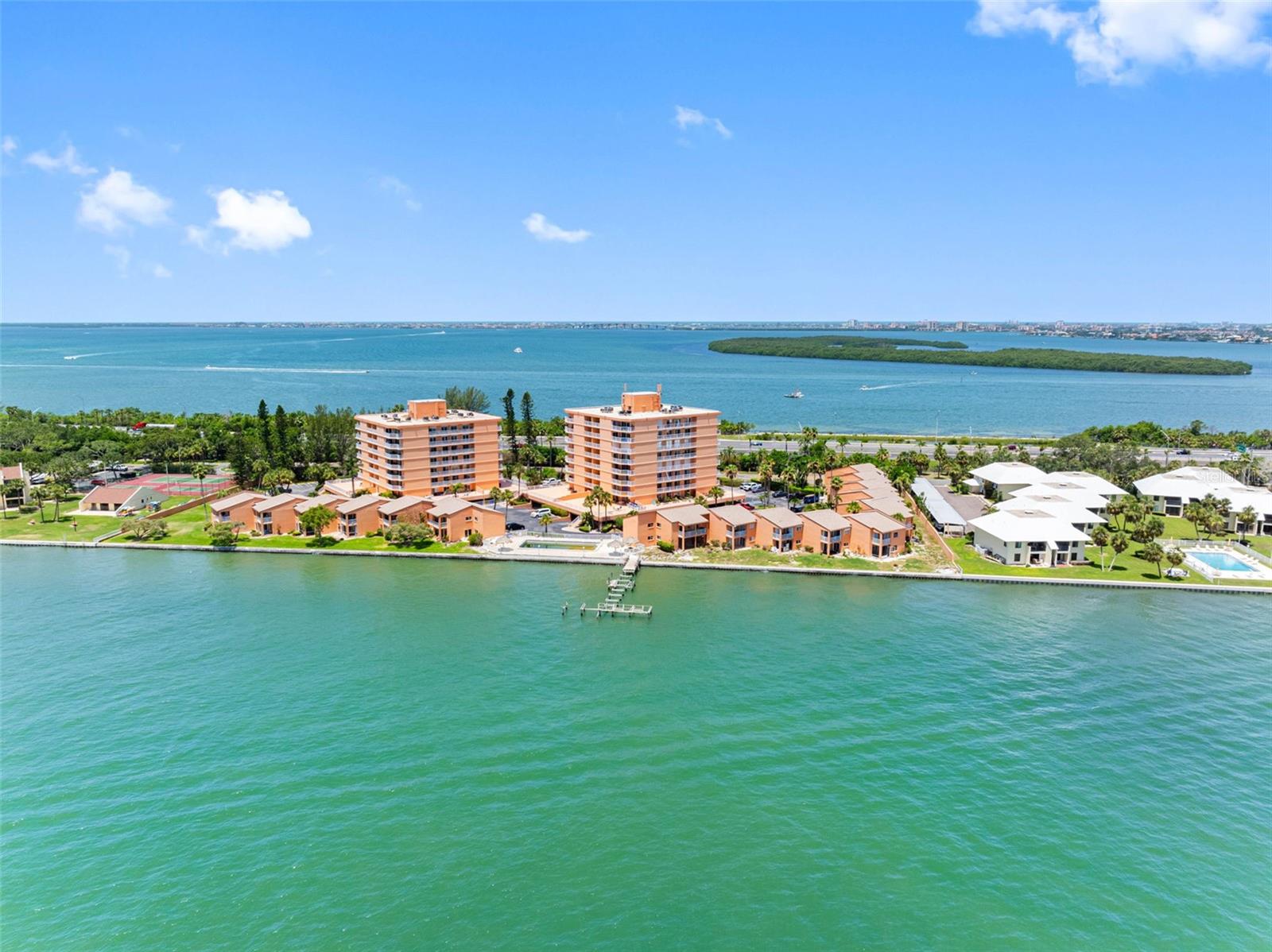 Image 65 of 76 For 7430 Sunshine Skyway Lane S 602
