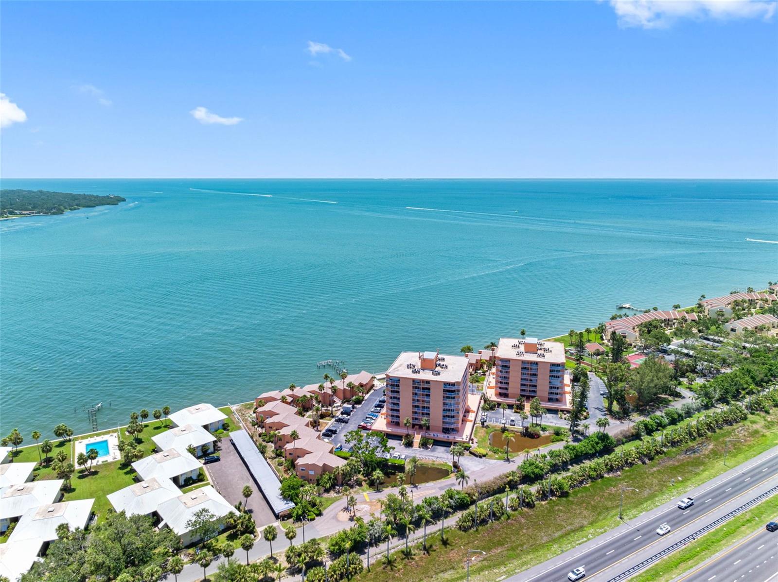 Image 71 of 76 For 7430 Sunshine Skyway Lane S 602