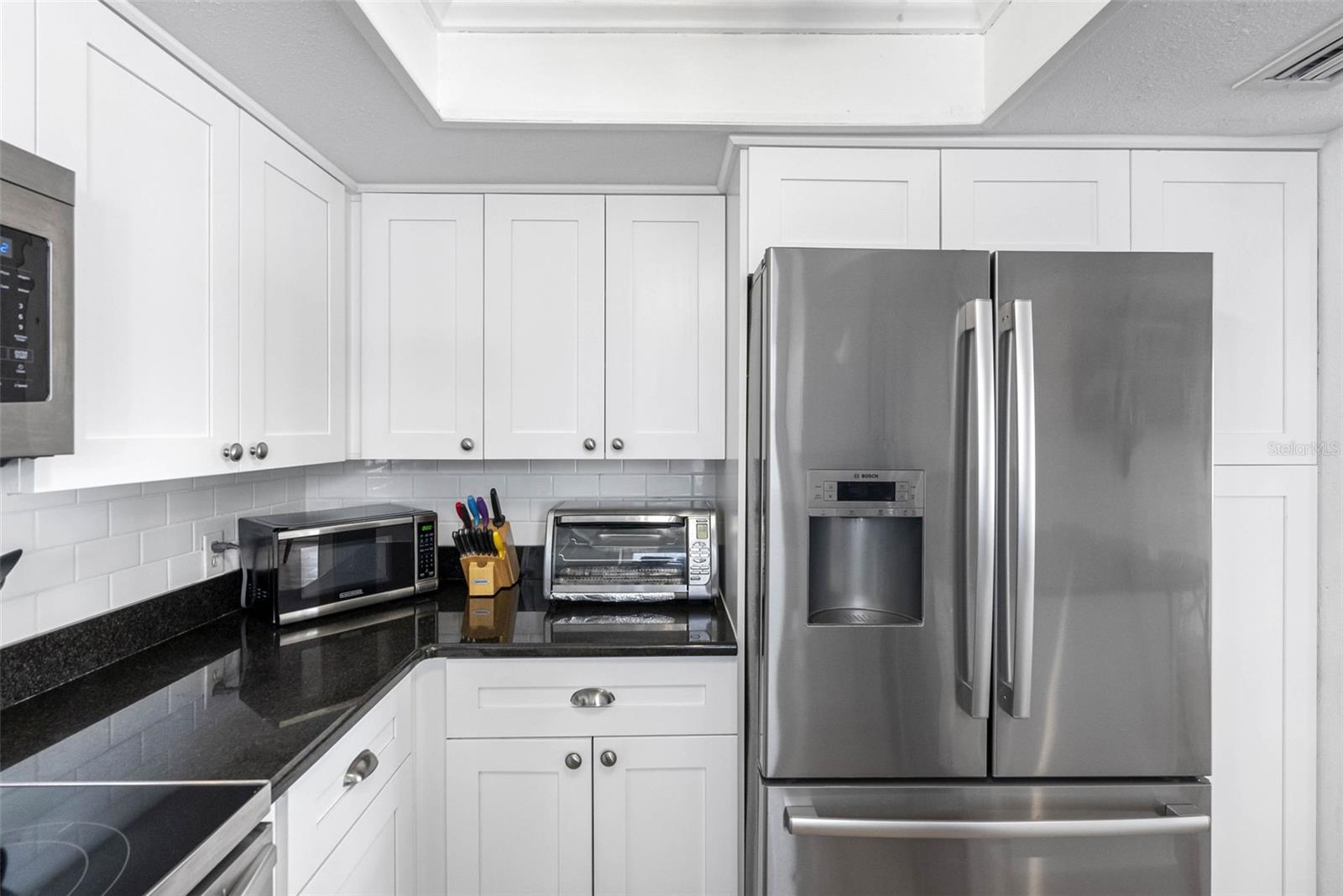 Listing photo id 34 for 12458 1st Street W