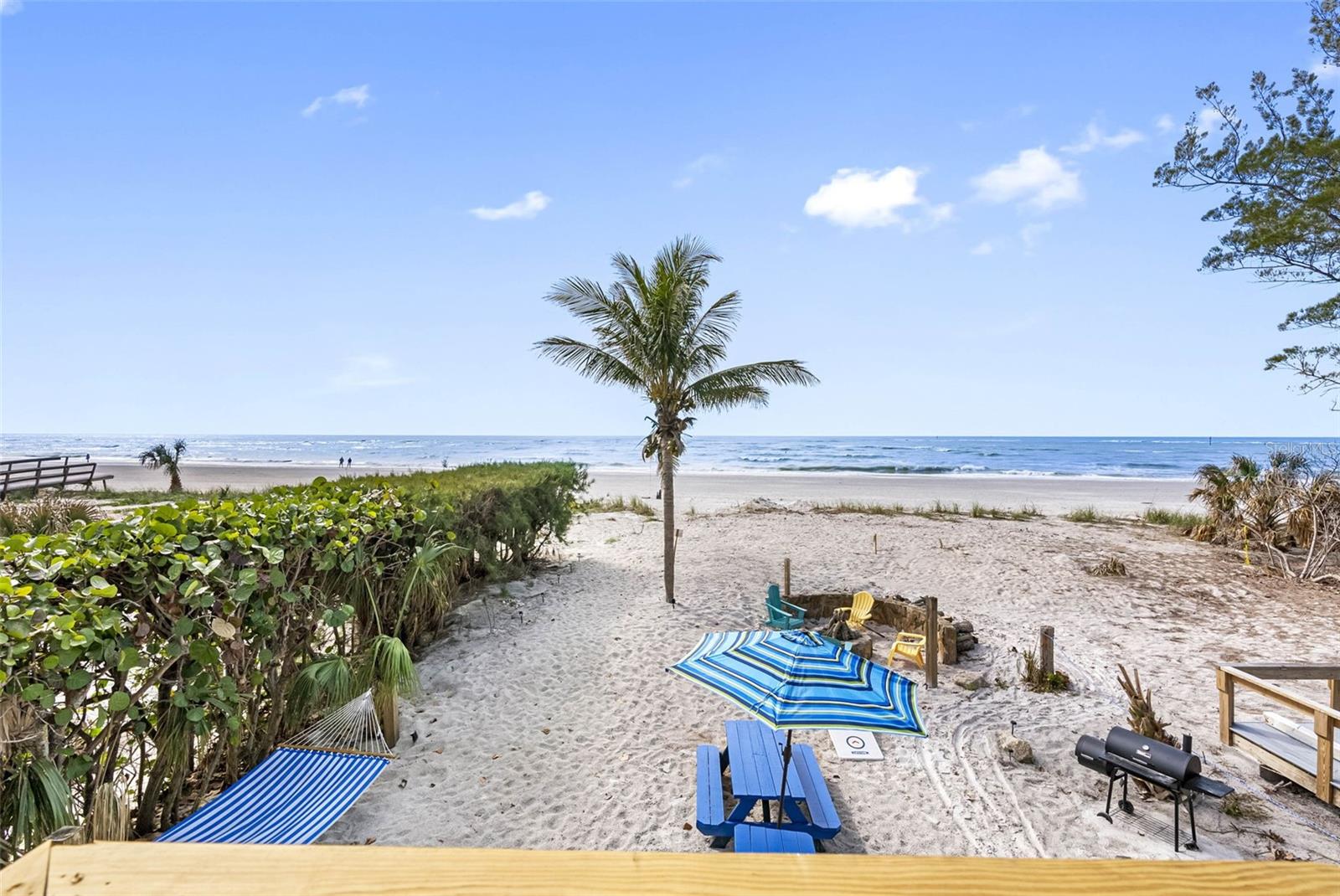 Listing photo id 60 for 12458 1st Street W