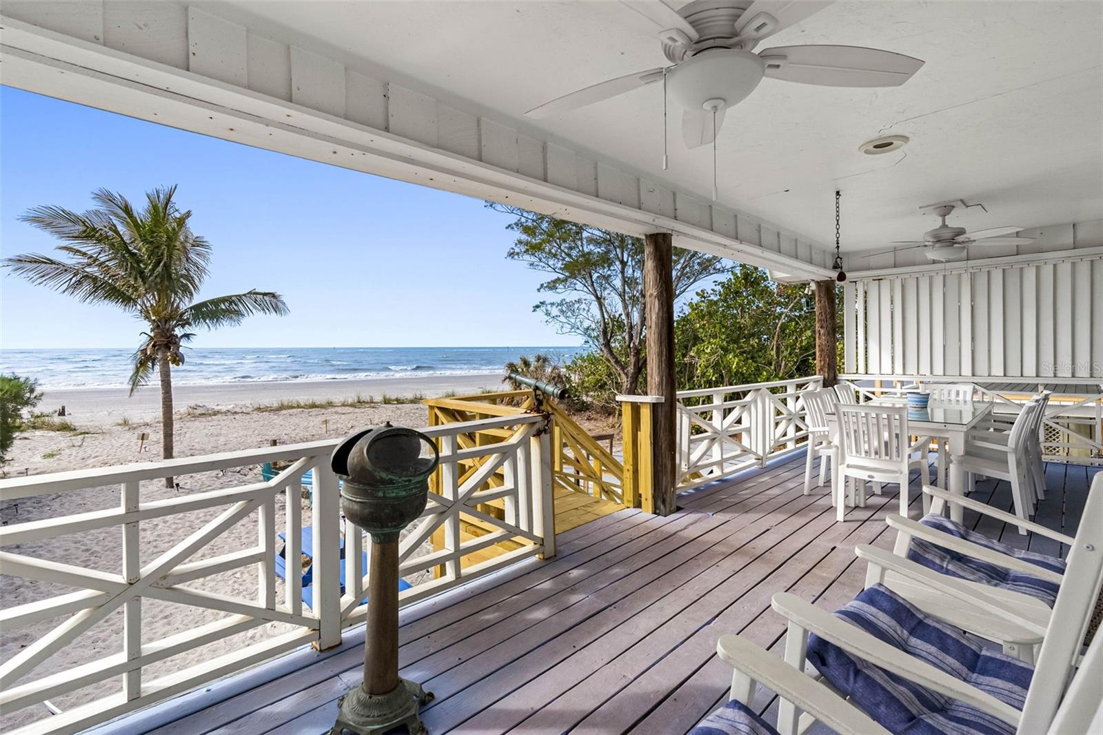 Listing photo id 62 for 12458 1st Street W