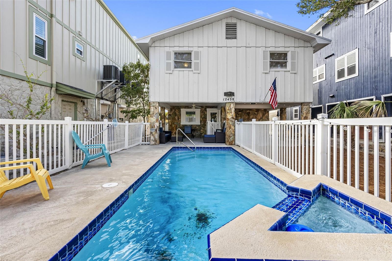 Listing photo id 63 for 12458 1st Street W