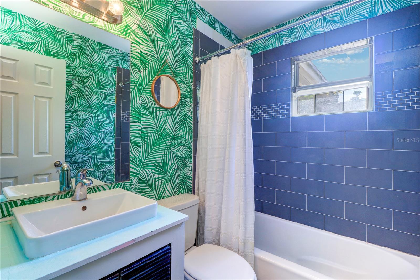 Image 15 of 21 For 3910 14th Avenue N