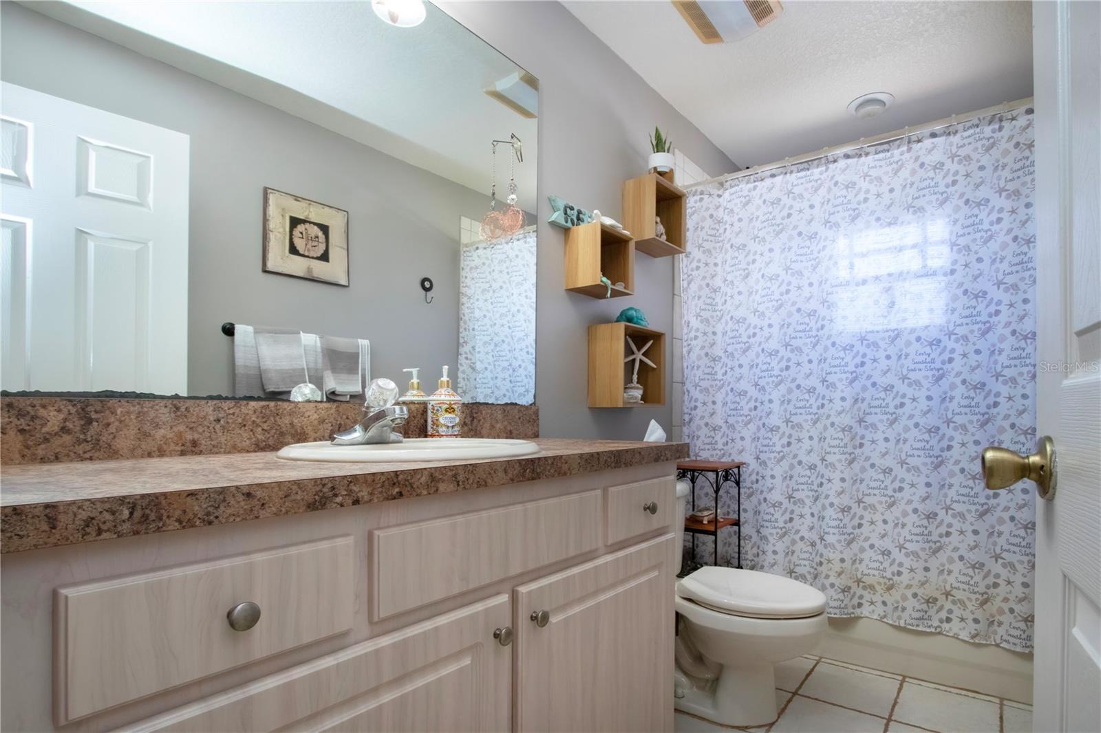 Listing photo id 36 for 408 River Bed Court