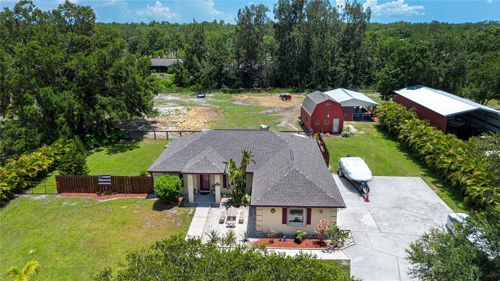 Listing photo id 2 for 408 River Bed Court