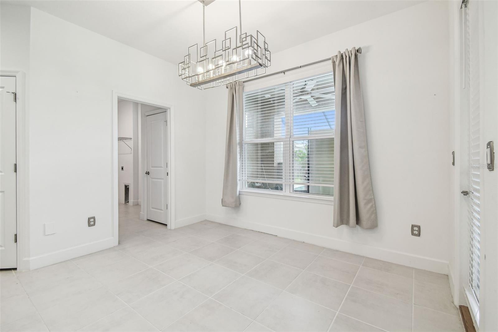 Image 43 of 94 For 7024 Bradbury Circle