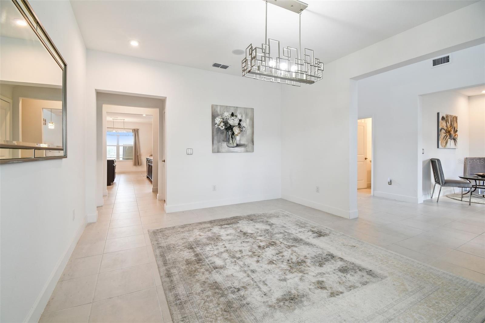 Image 8 of 94 For 7024 Bradbury Circle