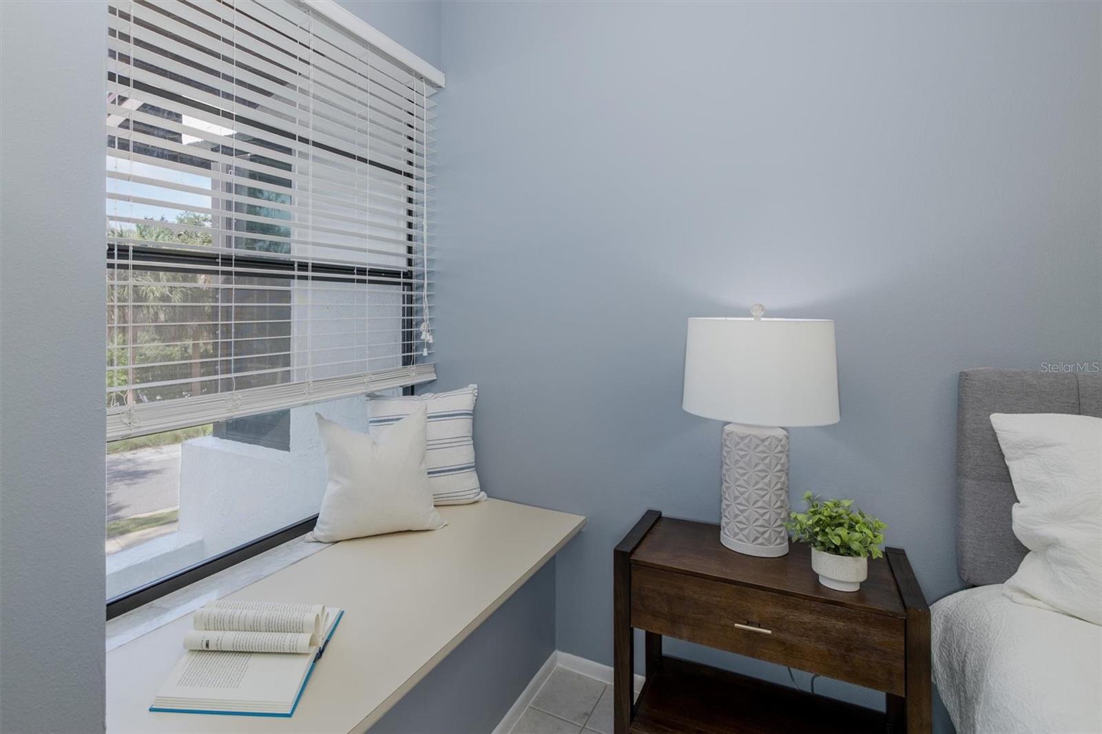 Image 31 of 43 For 413 Bayshore Boulevard 5