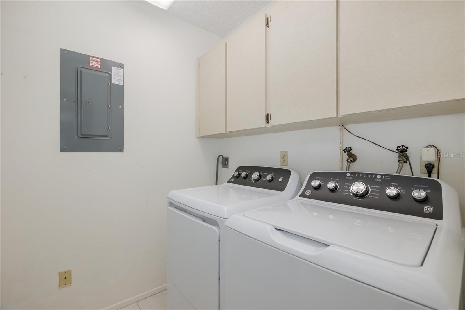Image 42 of 43 For 413 Bayshore Boulevard 5