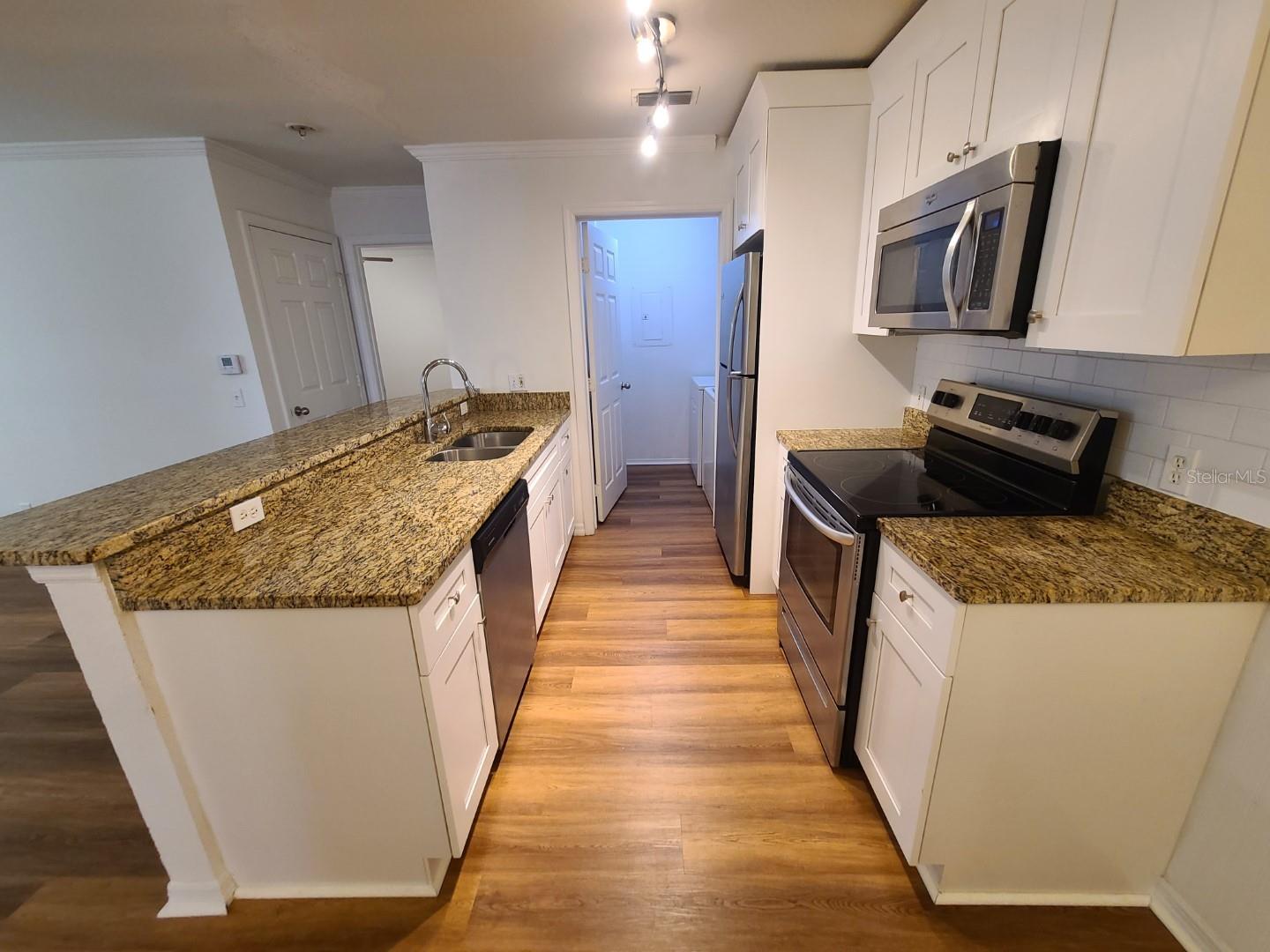 Image 7 of 49 For 36232 Misty Oaks Drive 104