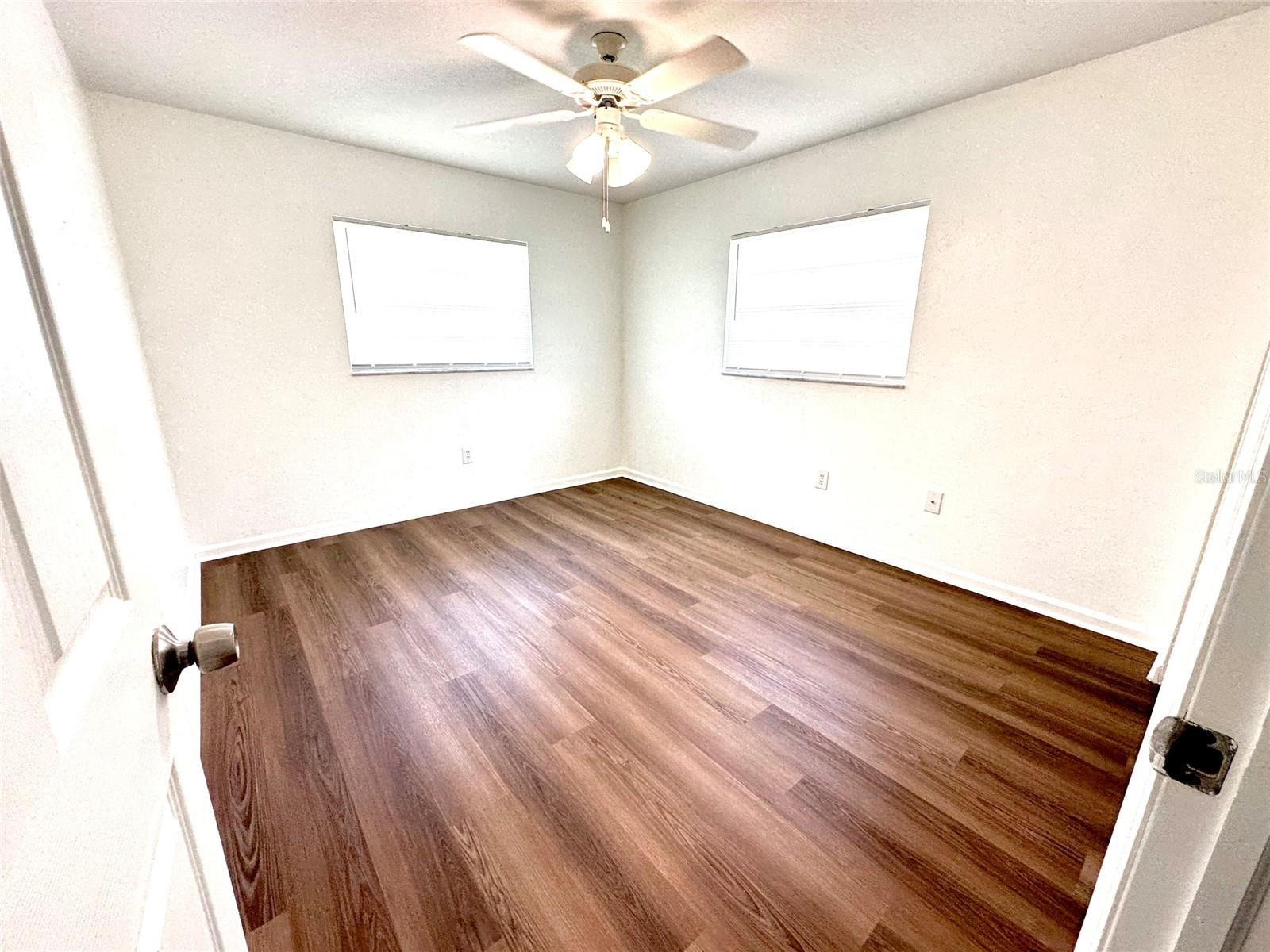 Image 11 of 25 For 121 Granada Boulevard