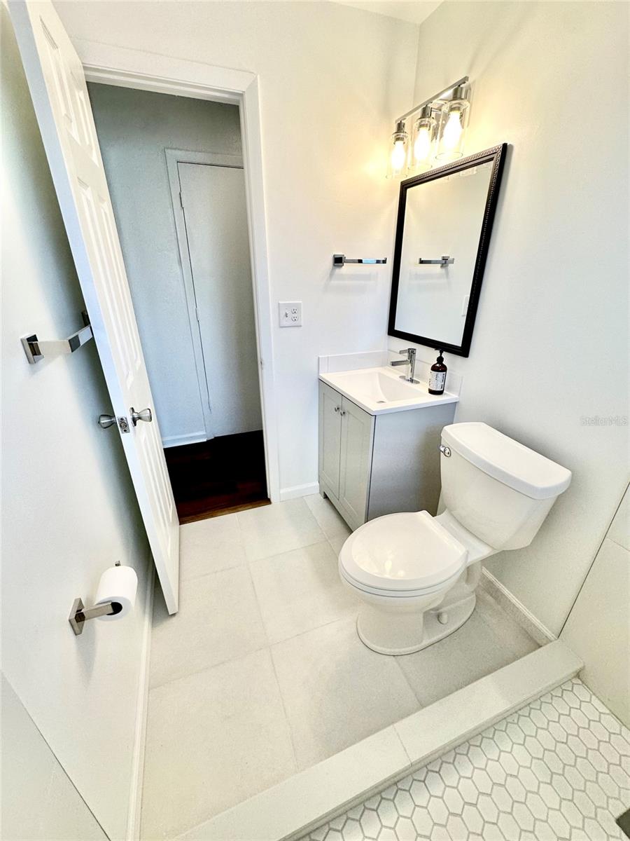 Image 14 of 25 For 121 Granada Boulevard