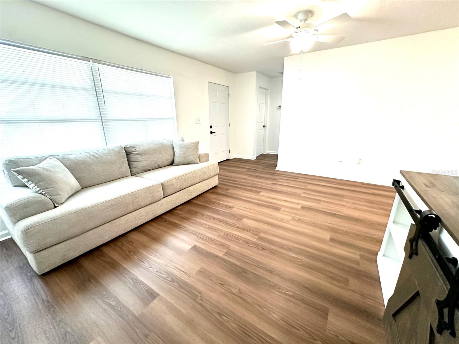 Image 9 of 25 For 121 Granada Boulevard