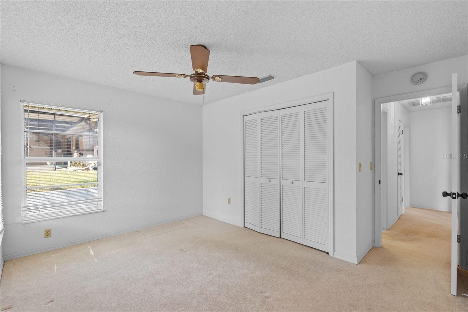 Image 24 of 28 For 1247 Venetia Drive