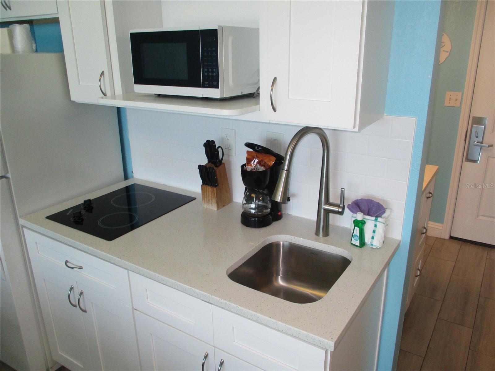Image 13 of 35 For 9980 Gulf Boulevard 408
