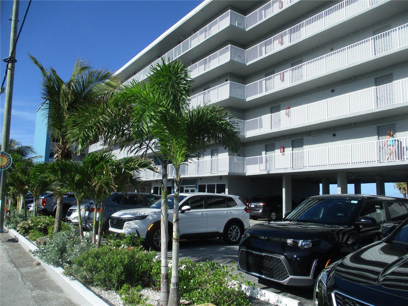 Image 23 of 35 For 9980 Gulf Boulevard 408