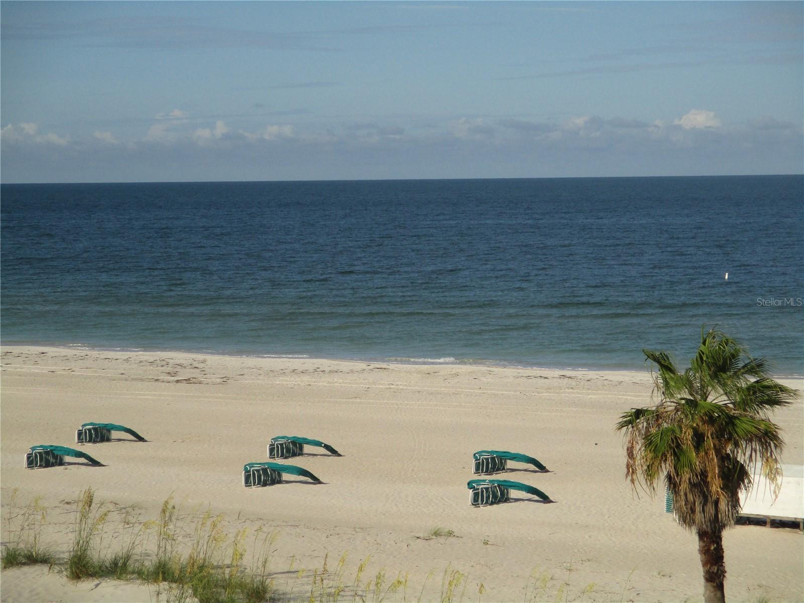 Image 24 of 35 For 9980 Gulf Boulevard 408