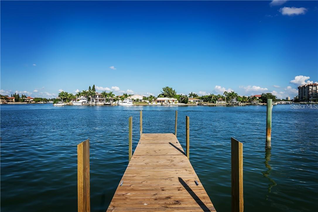 Image 26 of 35 For 9980 Gulf Boulevard 408