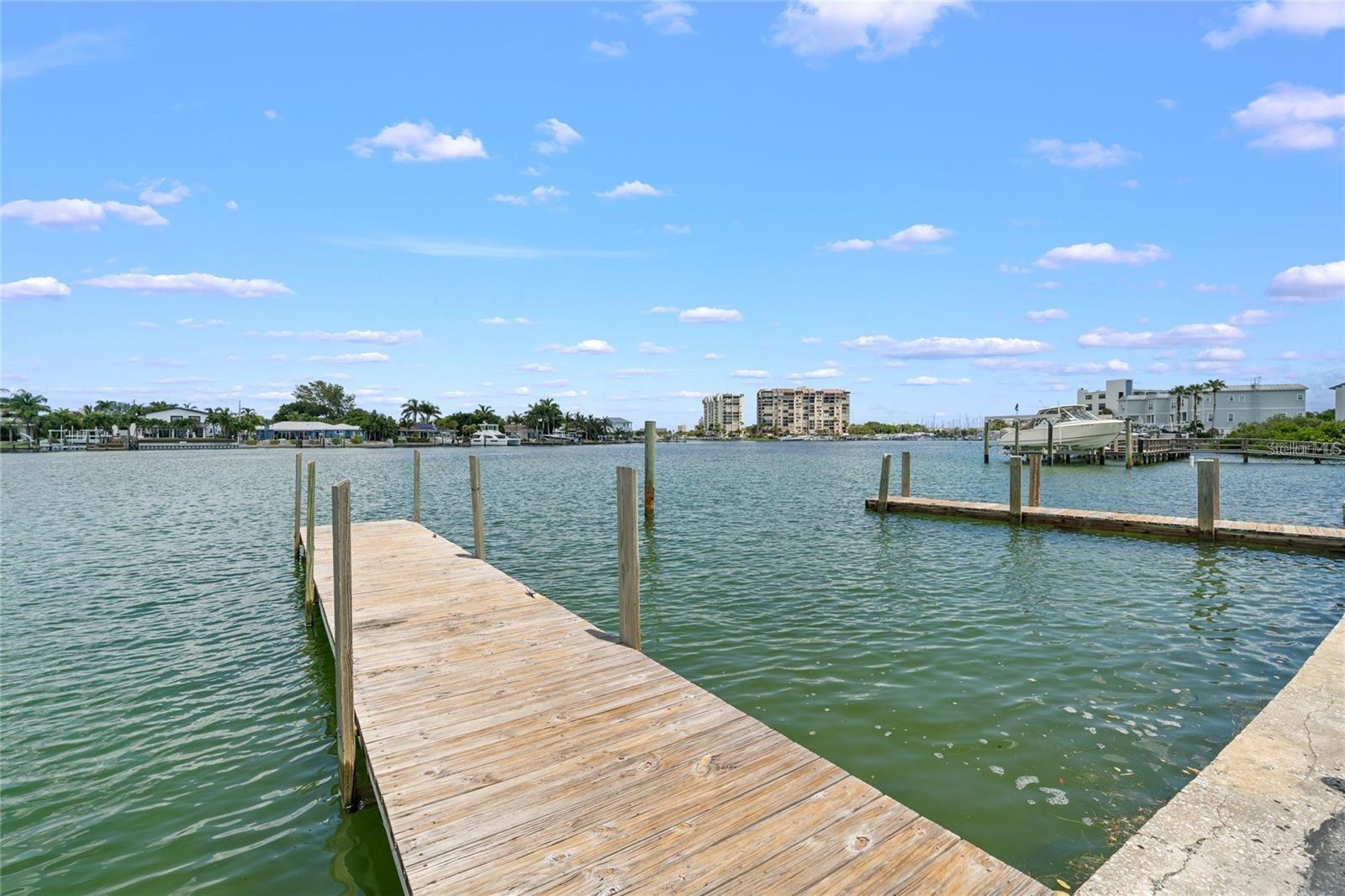 Image 27 of 35 For 9980 Gulf Boulevard 408