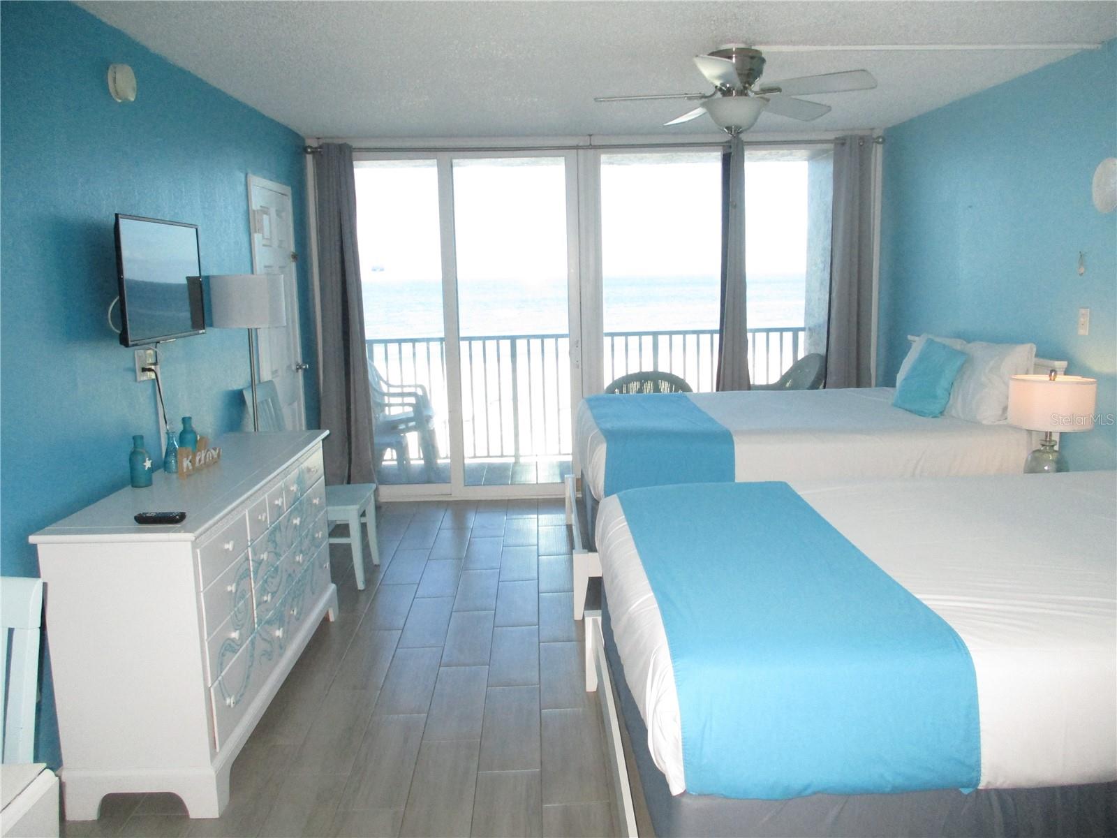 Image 3 of 35 For 9980 Gulf Boulevard 408