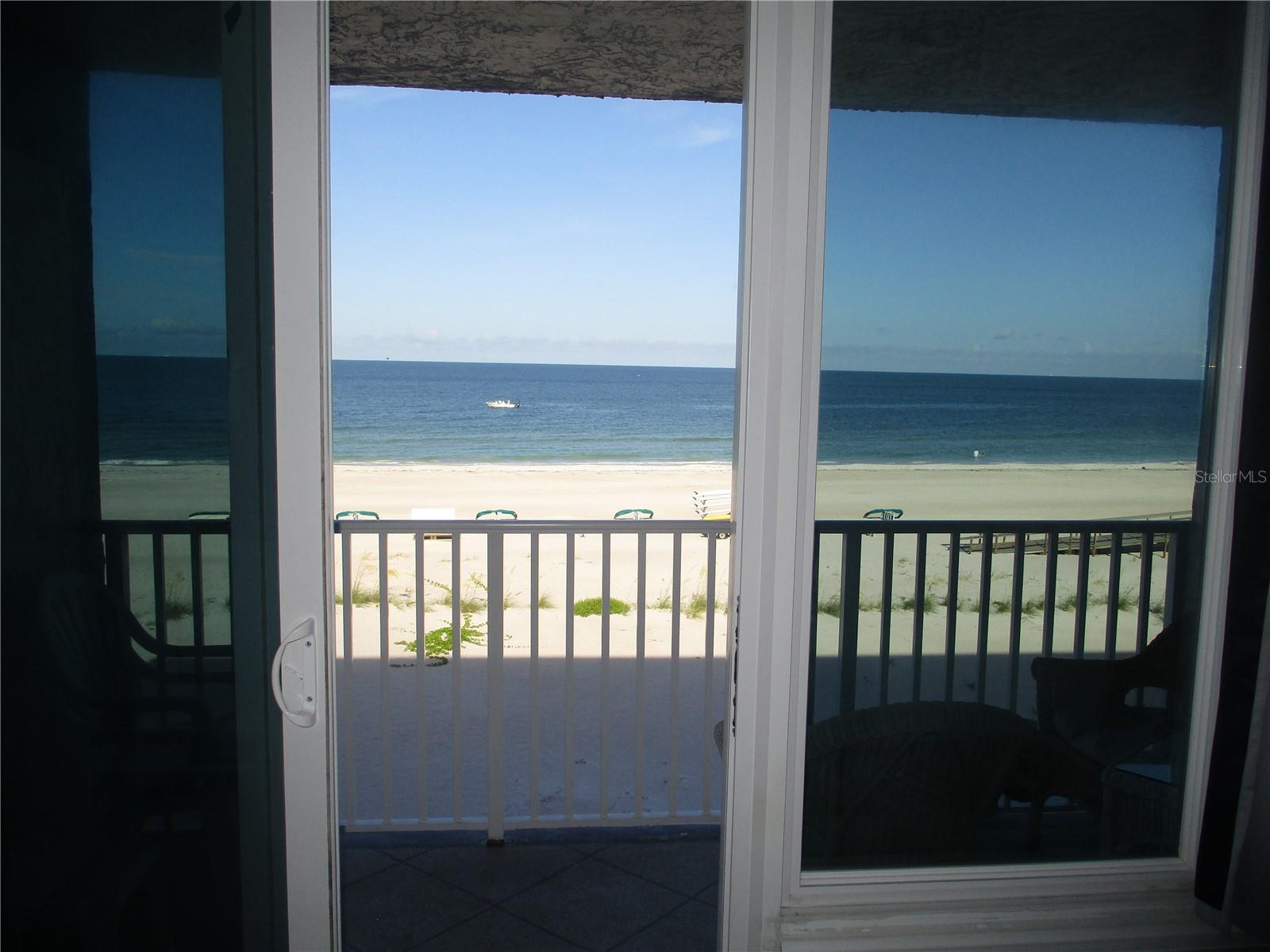Image 4 of 35 For 9980 Gulf Boulevard 408
