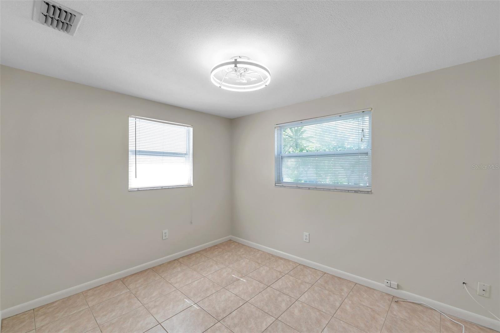 Image 17 of 39 For 8074 37th Avenue N