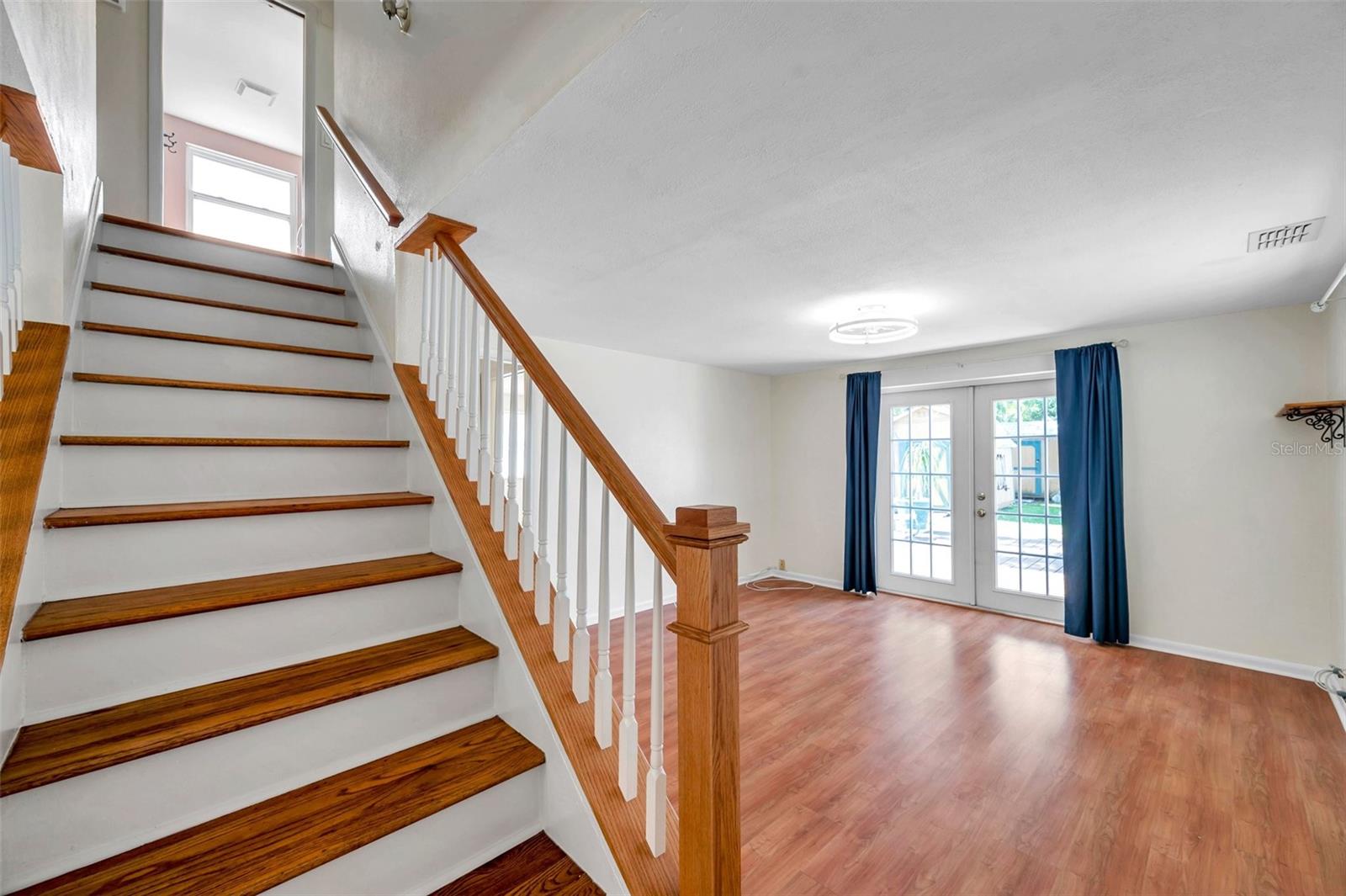 Image 23 of 39 For 8074 37th Avenue N