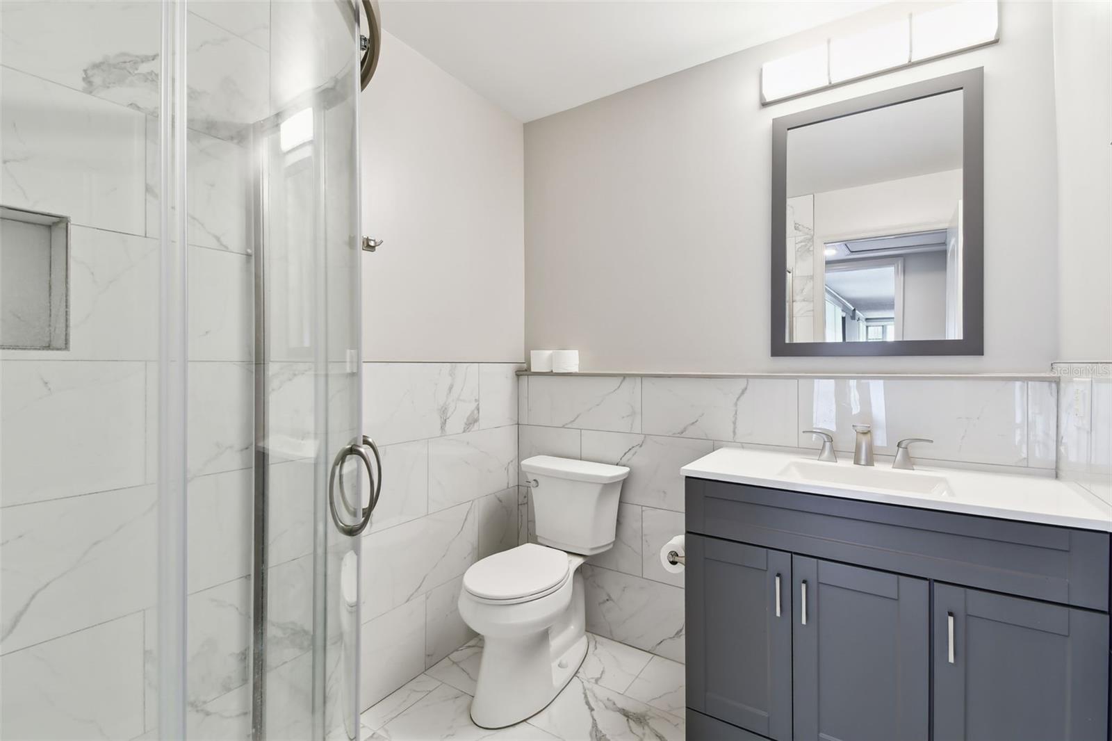Image 21 of 65 For 206 Montclair Avenue