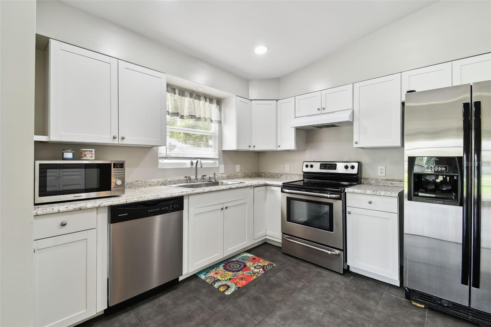 Image 27 of 65 For 206 Montclair Avenue