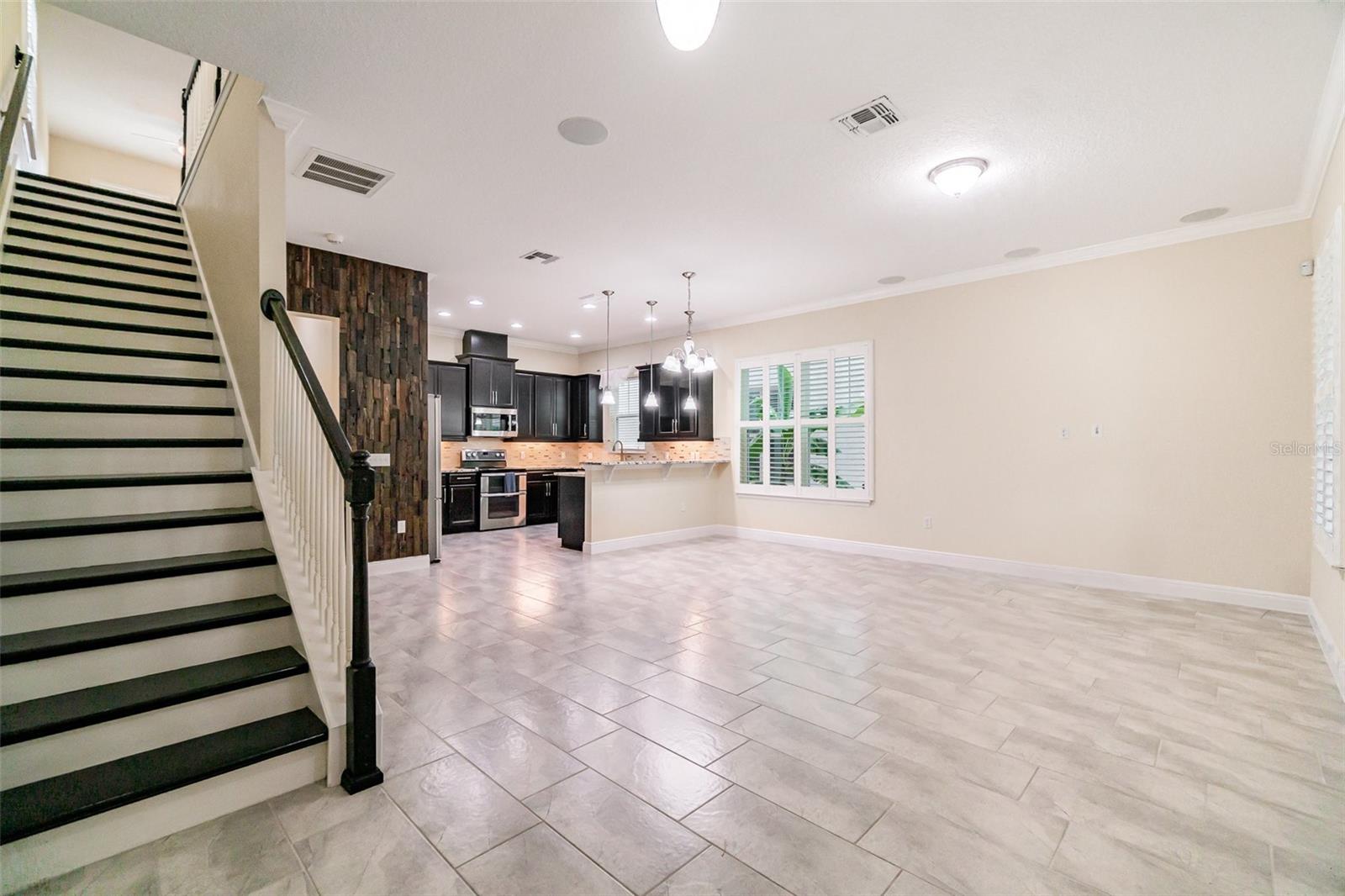 Image 7 of 25 For 9349 Mira Valle Lane