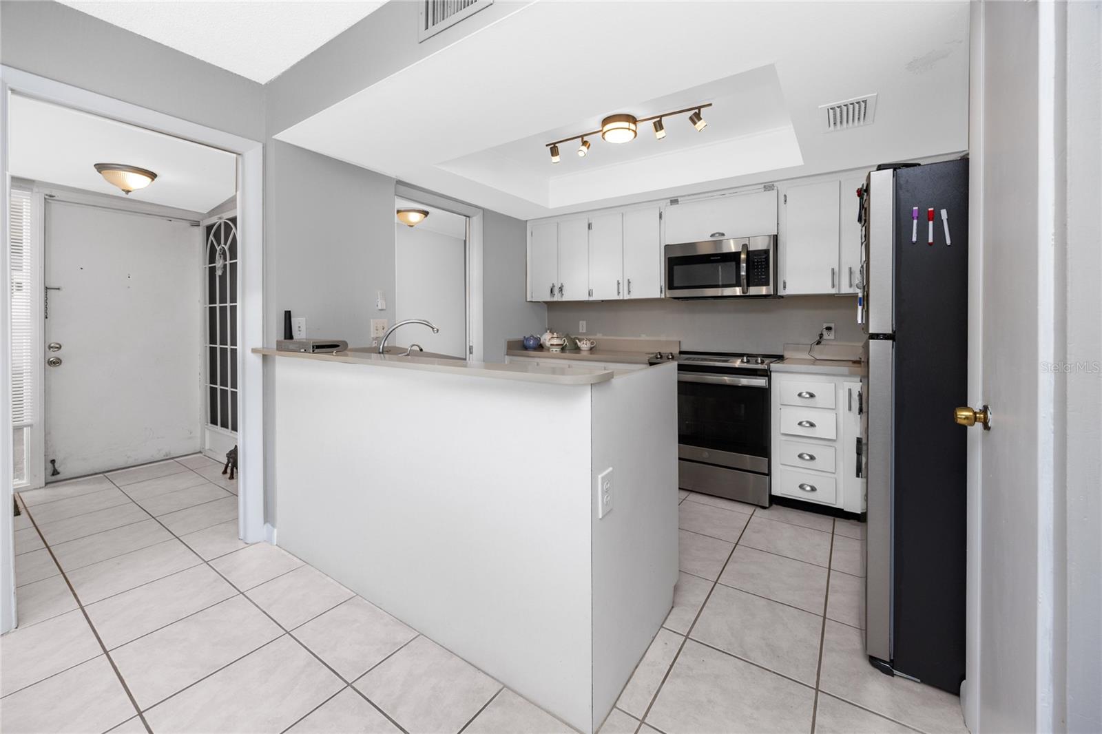 Image 12 of 61 For 2621 Cove Cay Drive 309