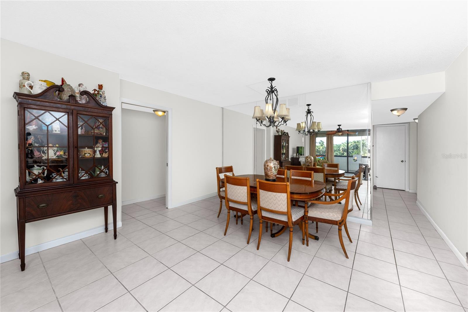 Image 17 of 61 For 2621 Cove Cay Drive 309
