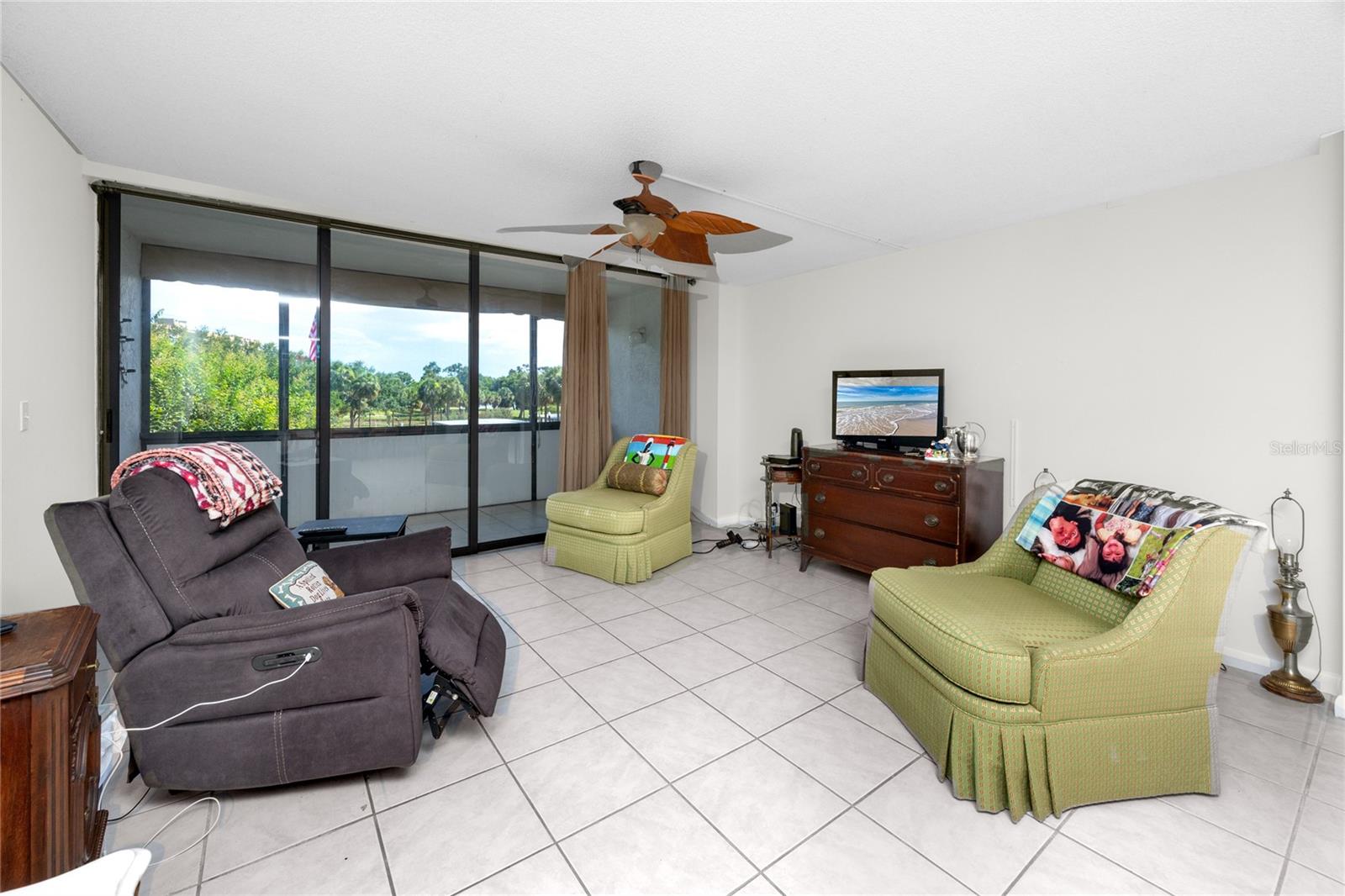 Image 20 of 61 For 2621 Cove Cay Drive 309
