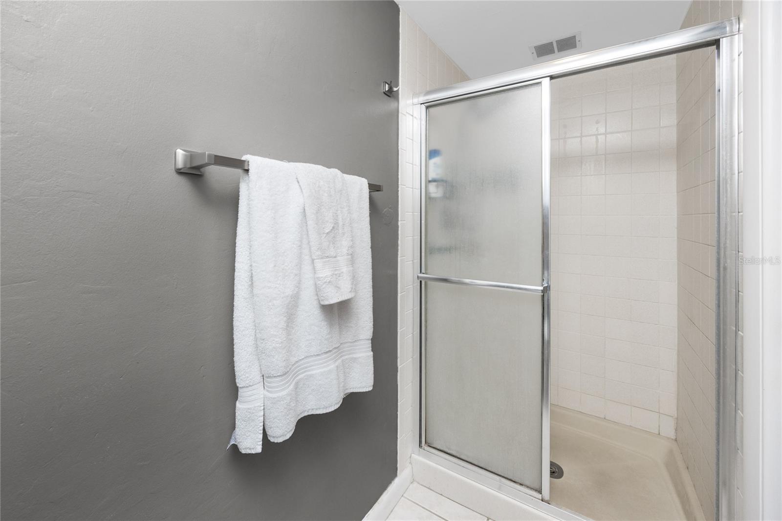 Image 27 of 61 For 2621 Cove Cay Drive 309