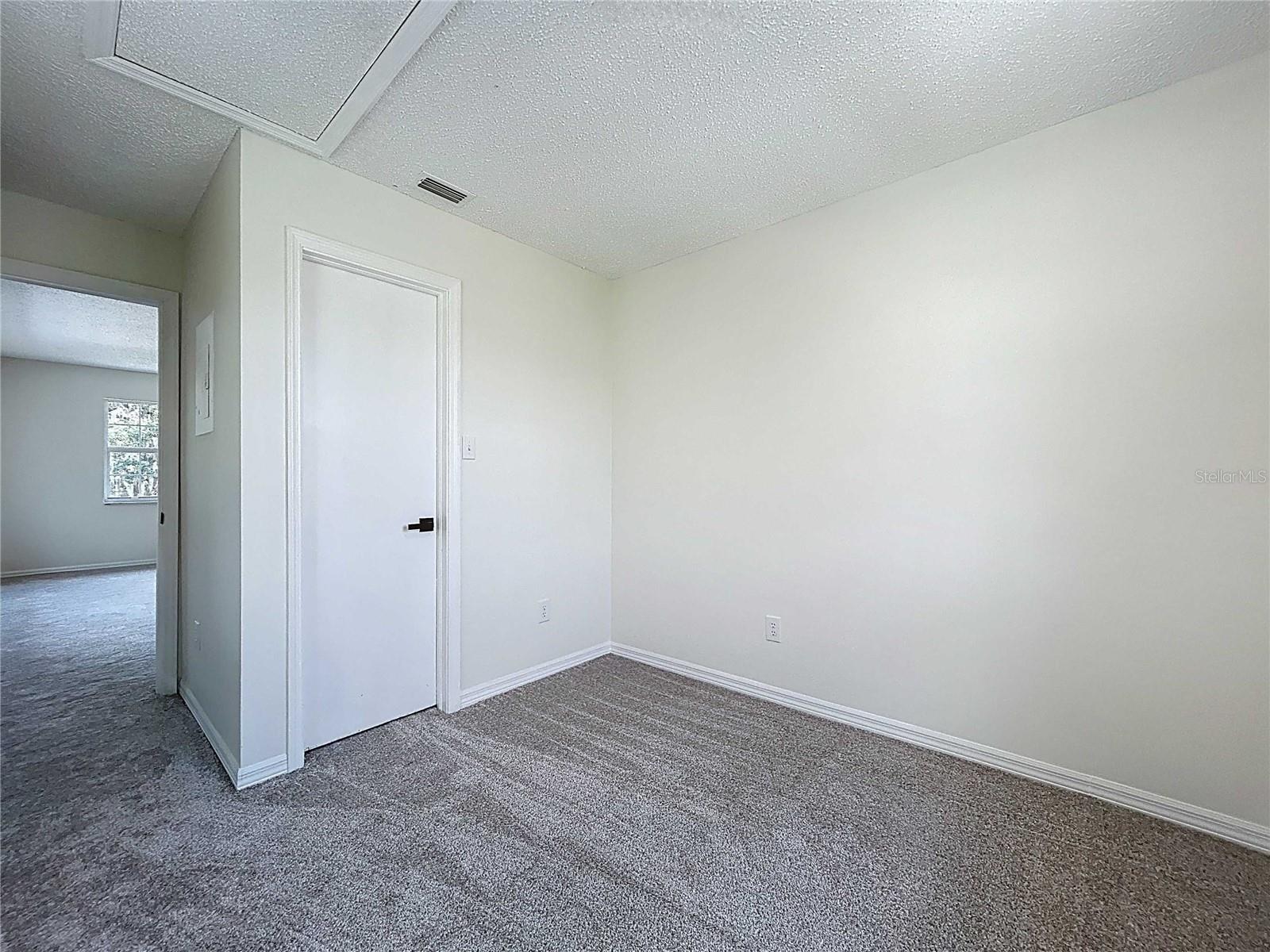 Image 36 of 62 For 5007 Booth Road