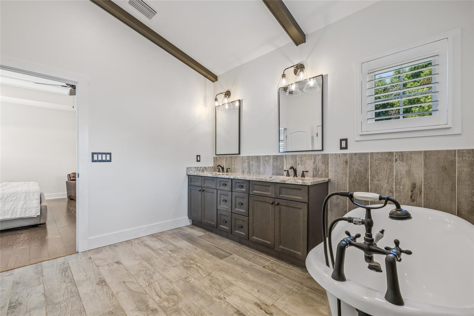 Image 46 of 54 For 311 12th Avenue N