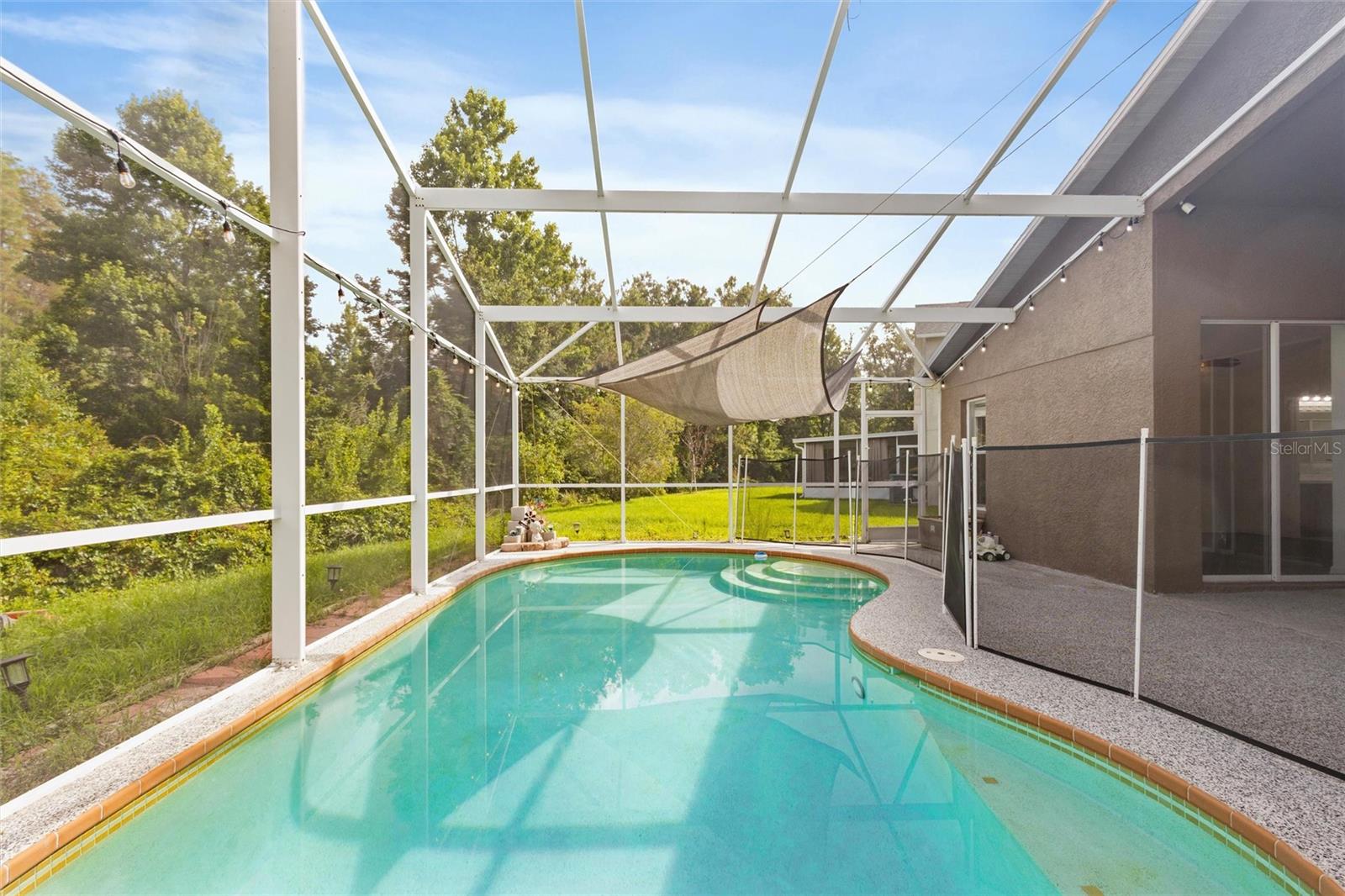 Image 34 of 40 For 10462 Lucaya Drive