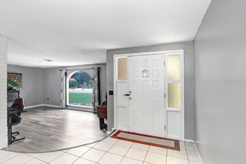 Image 20 of 47 For 2119 Sugarbush Drive