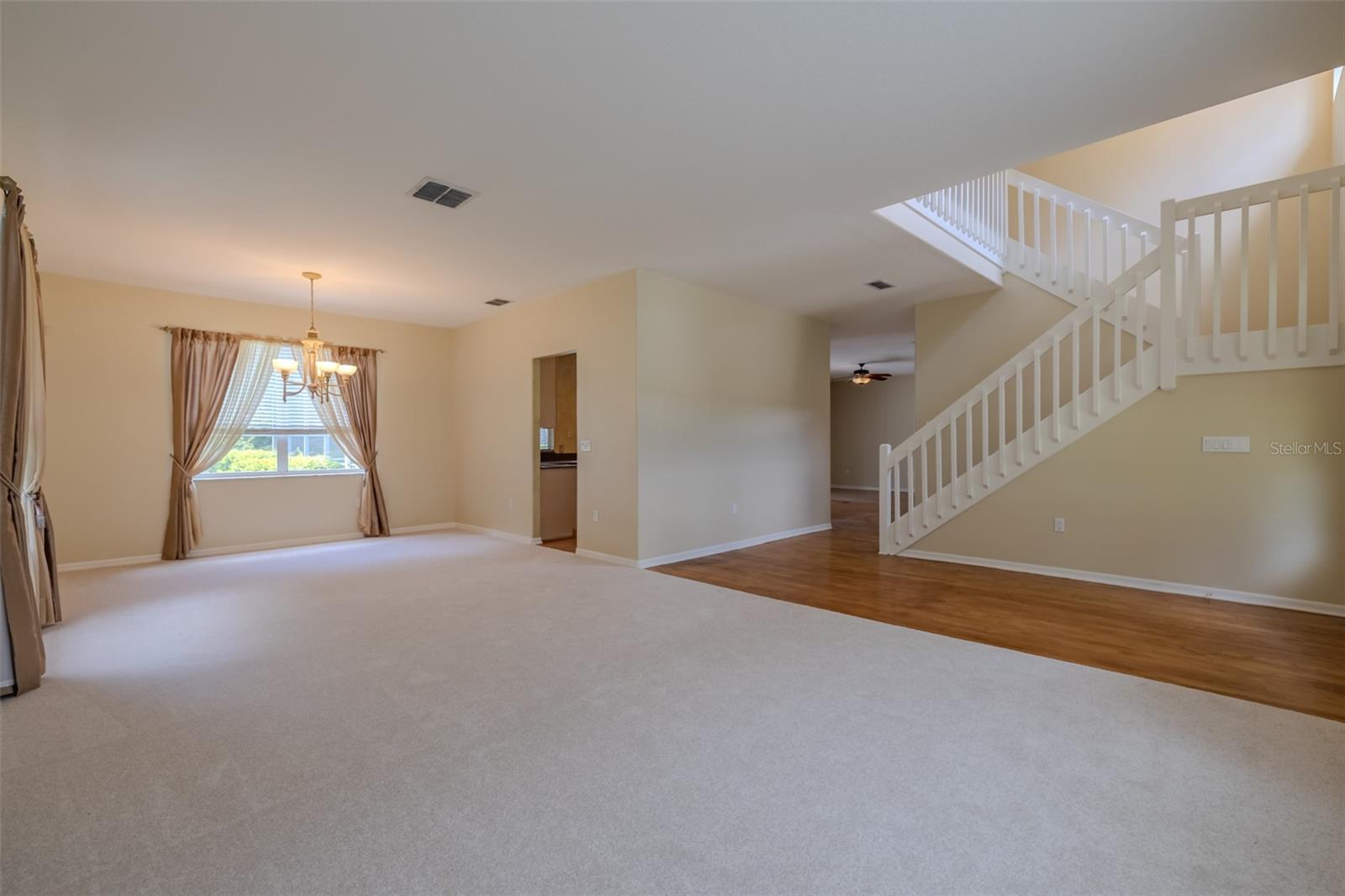 Image 18 of 66 For 5315 Cedarshake Lane
